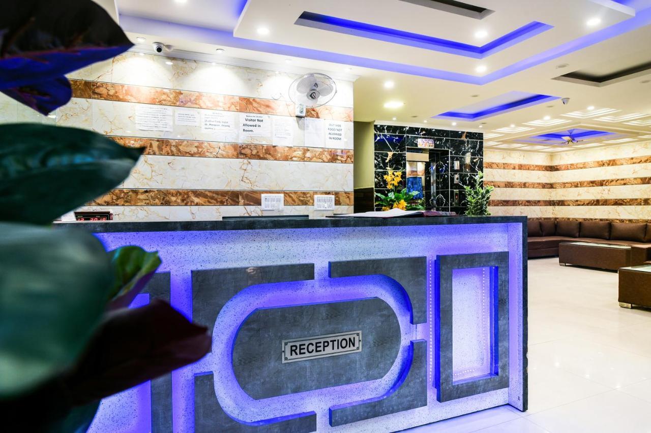 Hotel Pearl - Mahipalpur Delhi Airport New Delhi Exteriör bild