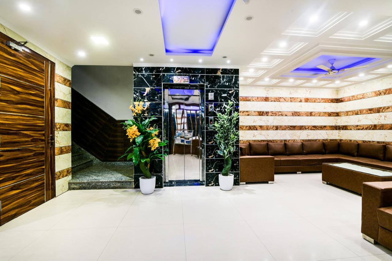 Hotel Pearl - Mahipalpur Delhi Airport New Delhi Exteriör bild