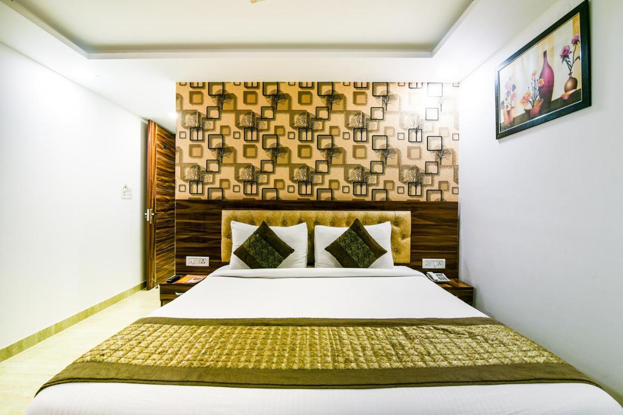 Hotel Pearl - Mahipalpur Delhi Airport New Delhi Exteriör bild