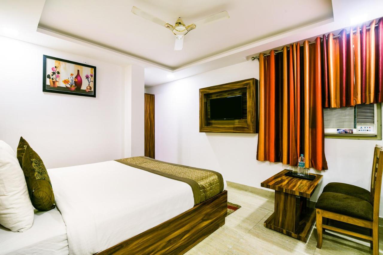 Hotel Pearl - Mahipalpur Delhi Airport New Delhi Exteriör bild