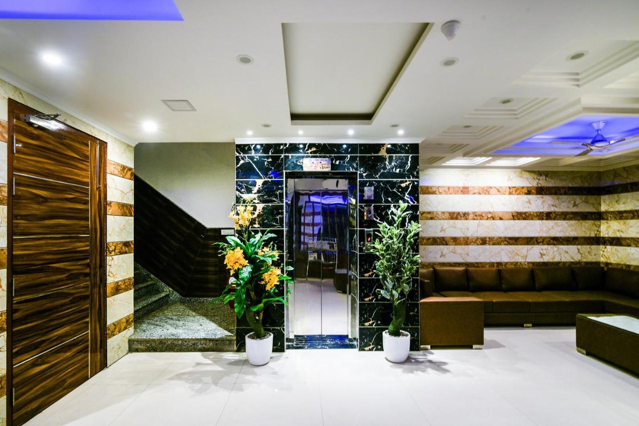 Hotel Pearl - Mahipalpur Delhi Airport New Delhi Exteriör bild