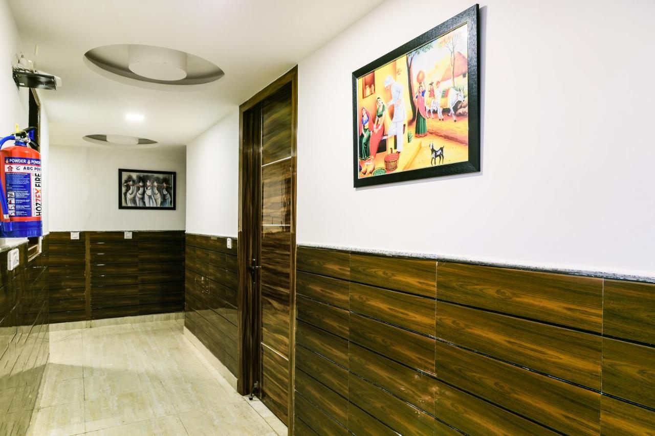 Hotel Pearl - Mahipalpur Delhi Airport New Delhi Exteriör bild