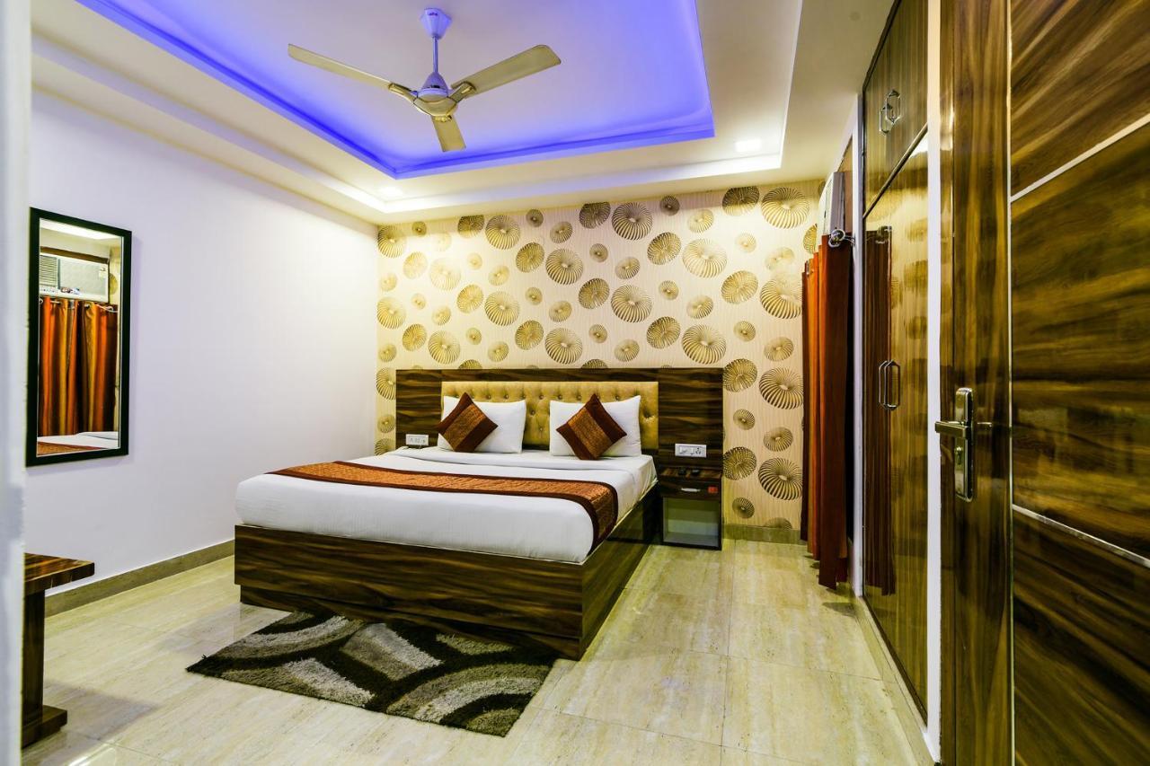 Hotel Pearl - Mahipalpur Delhi Airport New Delhi Exteriör bild