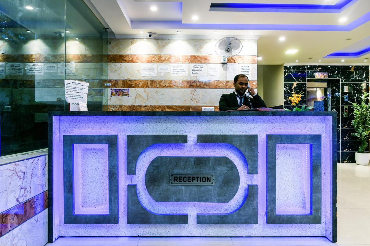Hotel Pearl - Mahipalpur Delhi Airport New Delhi Exteriör bild