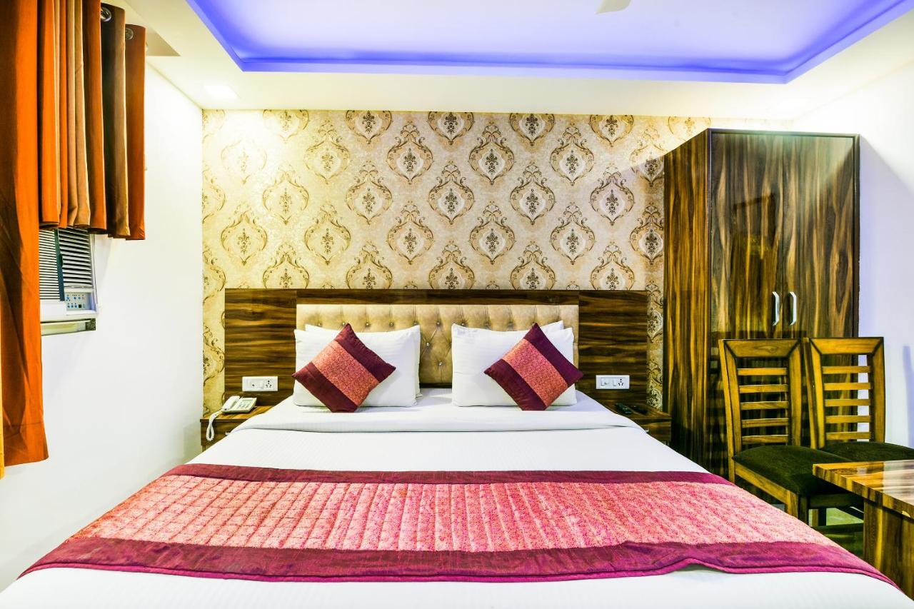 Hotel Pearl - Mahipalpur Delhi Airport New Delhi Exteriör bild